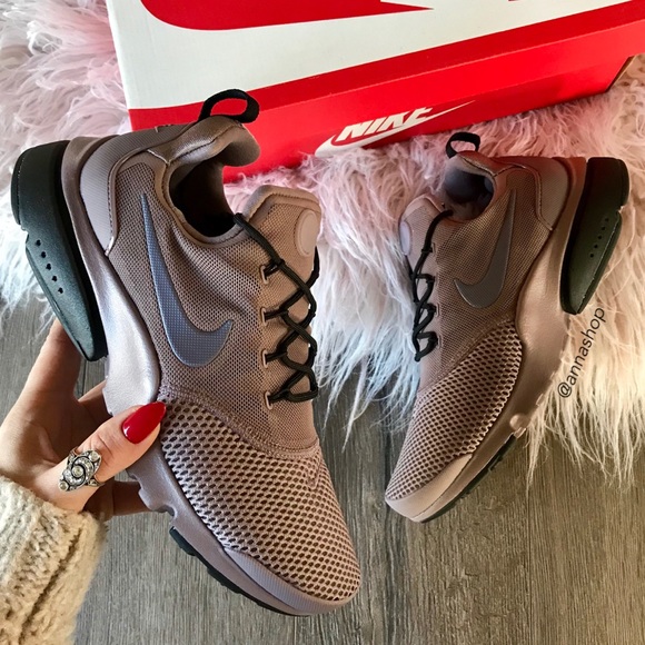 NWT Nike Presto 🦄 - Picture 2 of 7